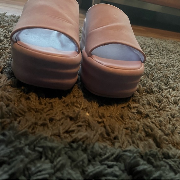 Purple Platforms 💜 - Picture 4 of 6